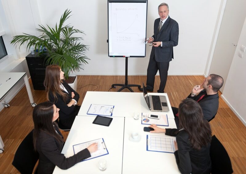 Formation Intra-Entreprises ADCI Formations intra-entreprises, l'un des services ADCI pour les logiciels SOLUTIONS BTP